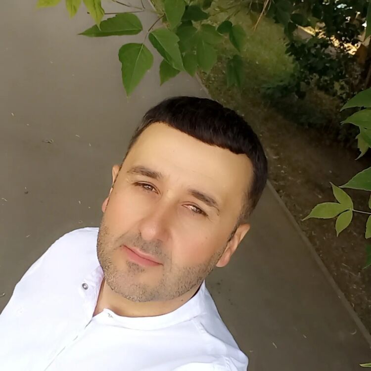  52468612  , 37 ,    
