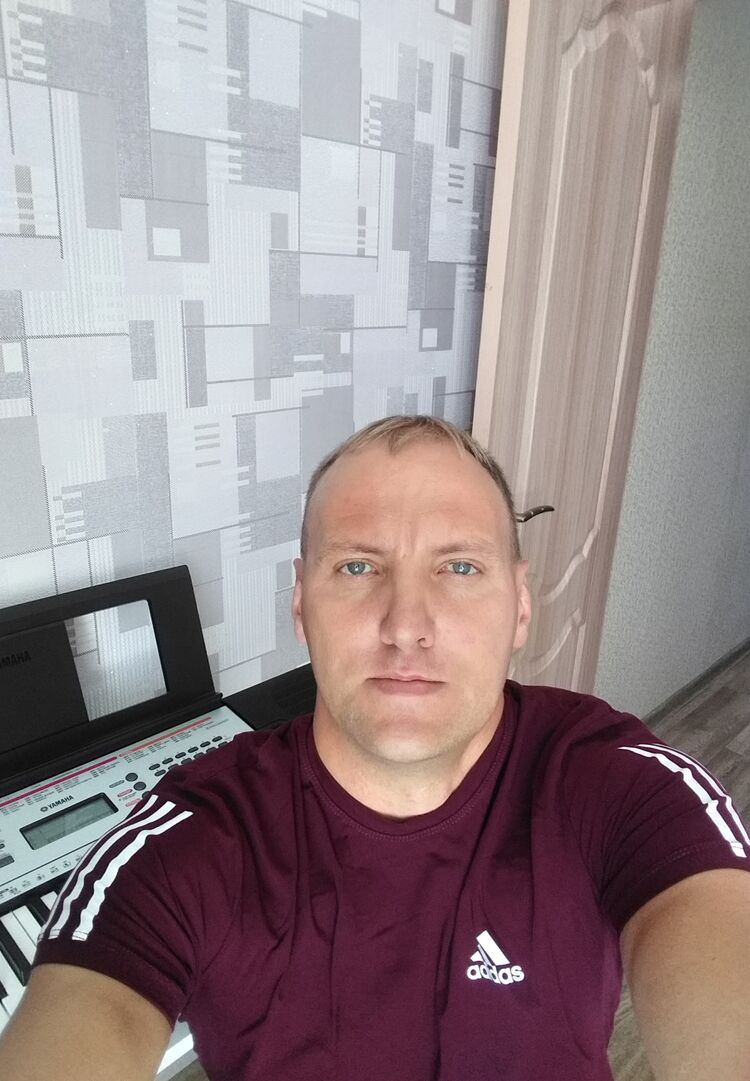  30546772  , 43 ,    