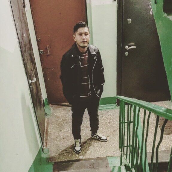  ,   Diyor, 24 ,   ,   