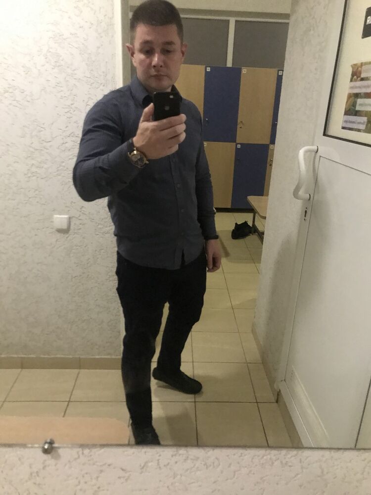  18902622  , 39 ,    