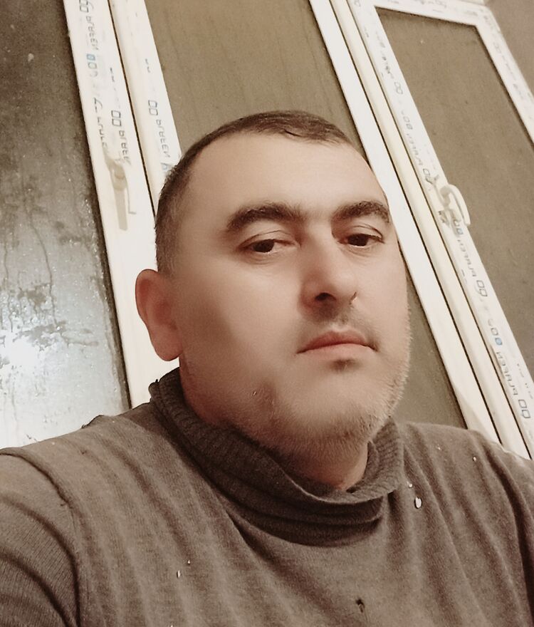 31919402  , 49 ,    