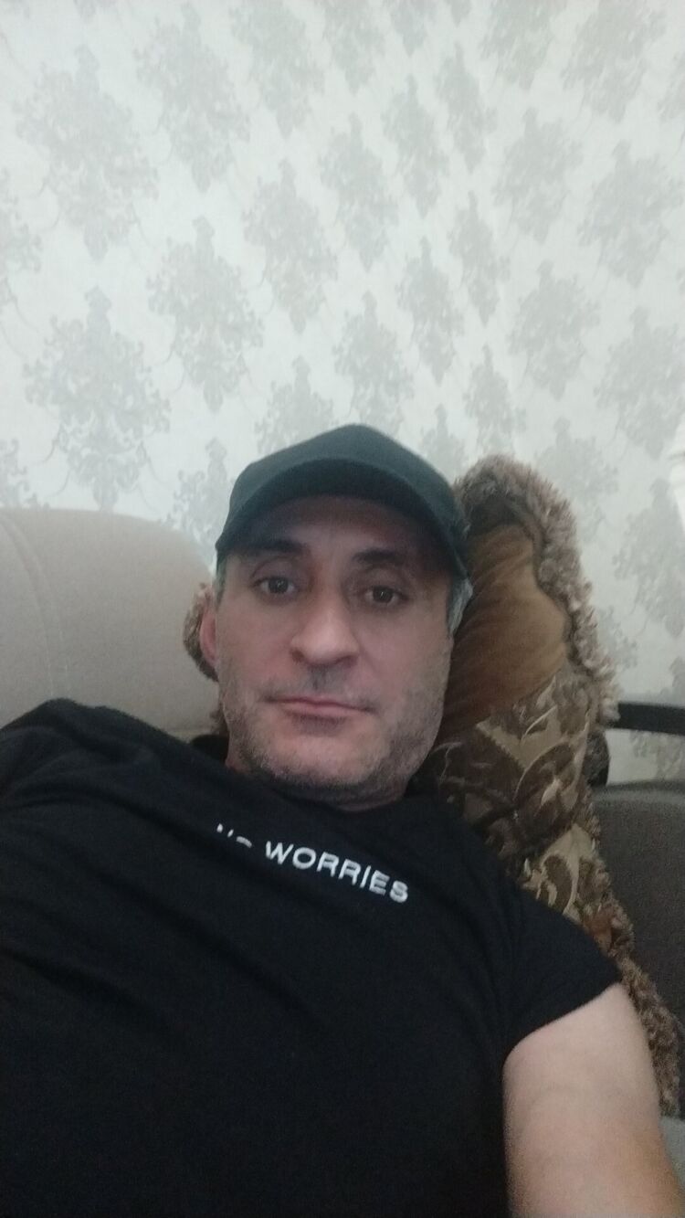  28565912  , 40 ,    