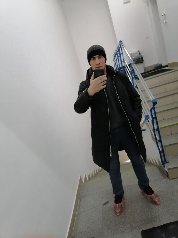  22109952  , 27 ,    