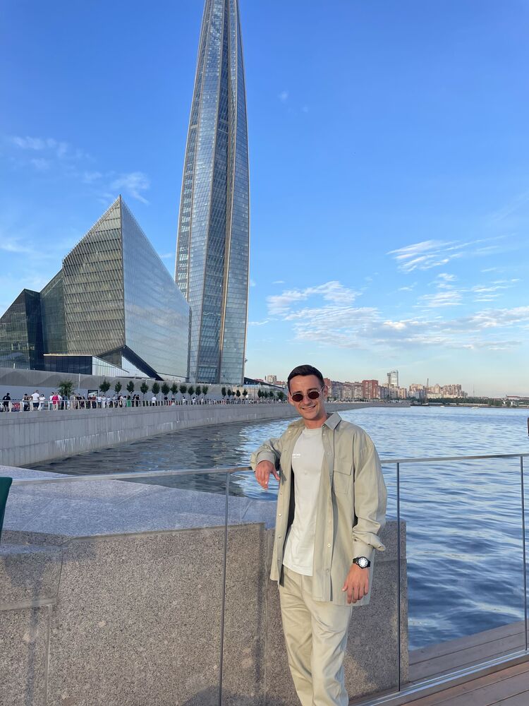  36681622  Vlad, 30 ,    