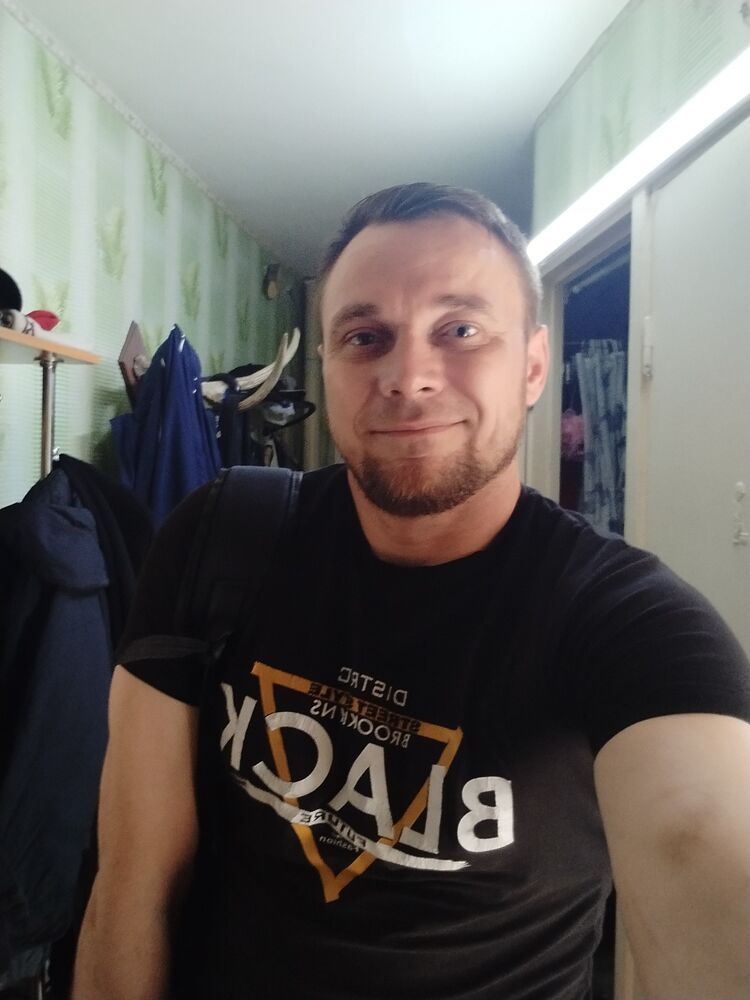  38083502  , 37 ,    -