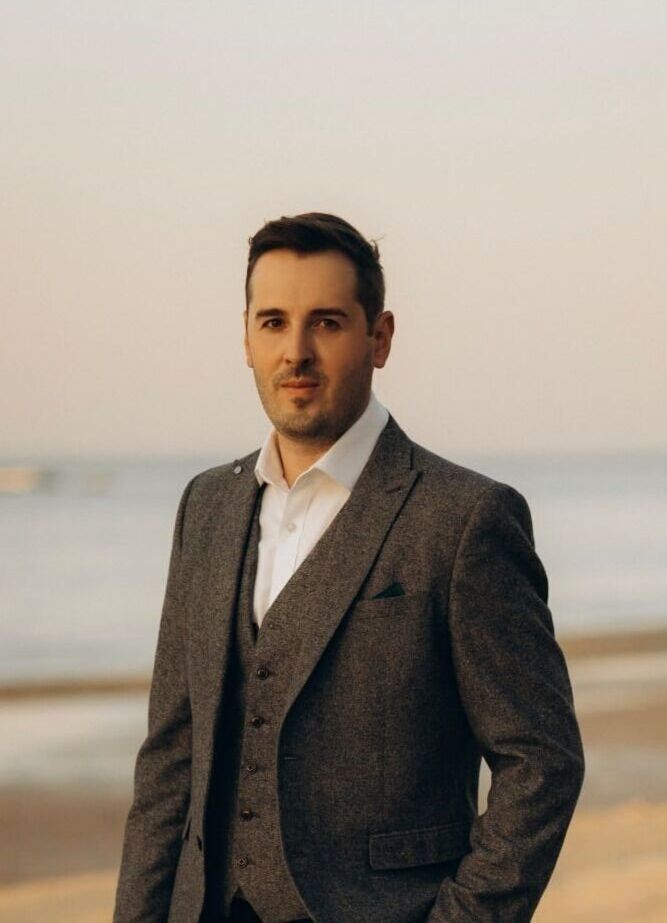  ,   , 35 ,   ,   
