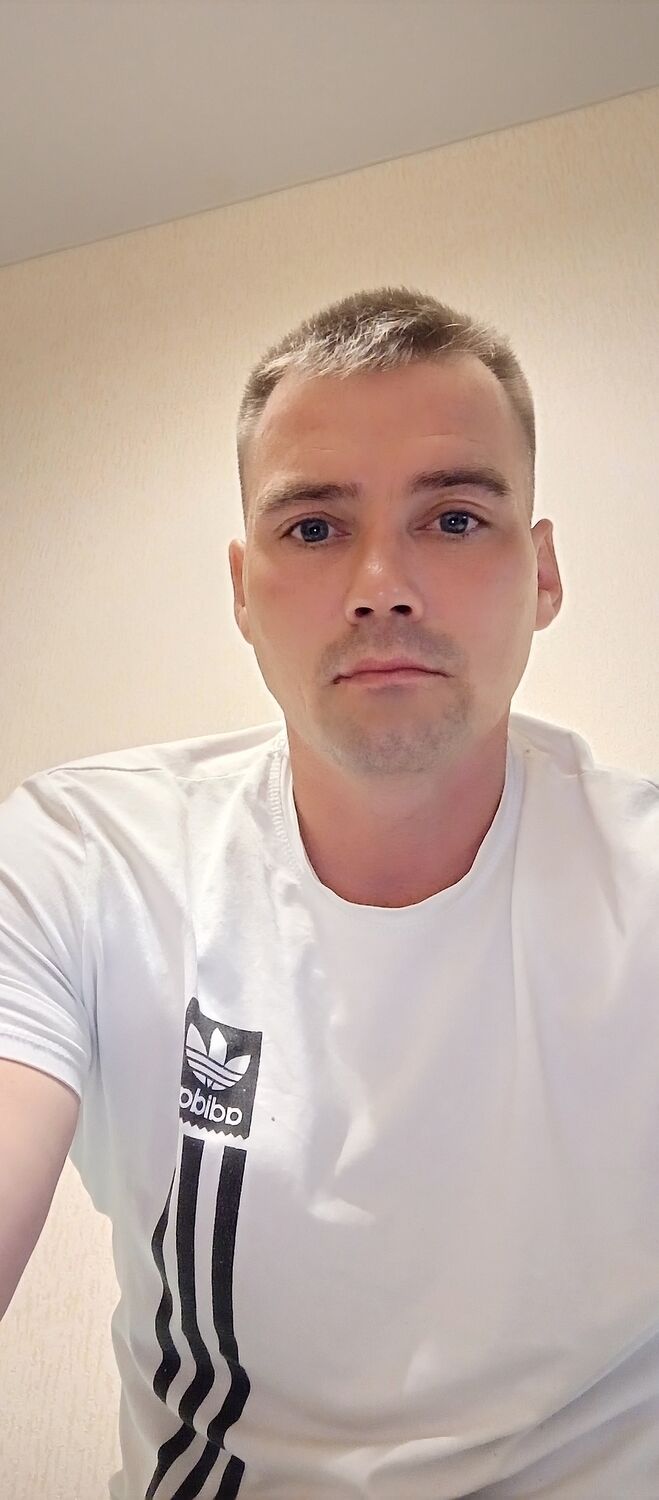  36900142  Vitaly, 94 ,    