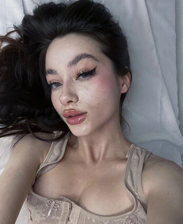  ,   , 25 ,   ,   