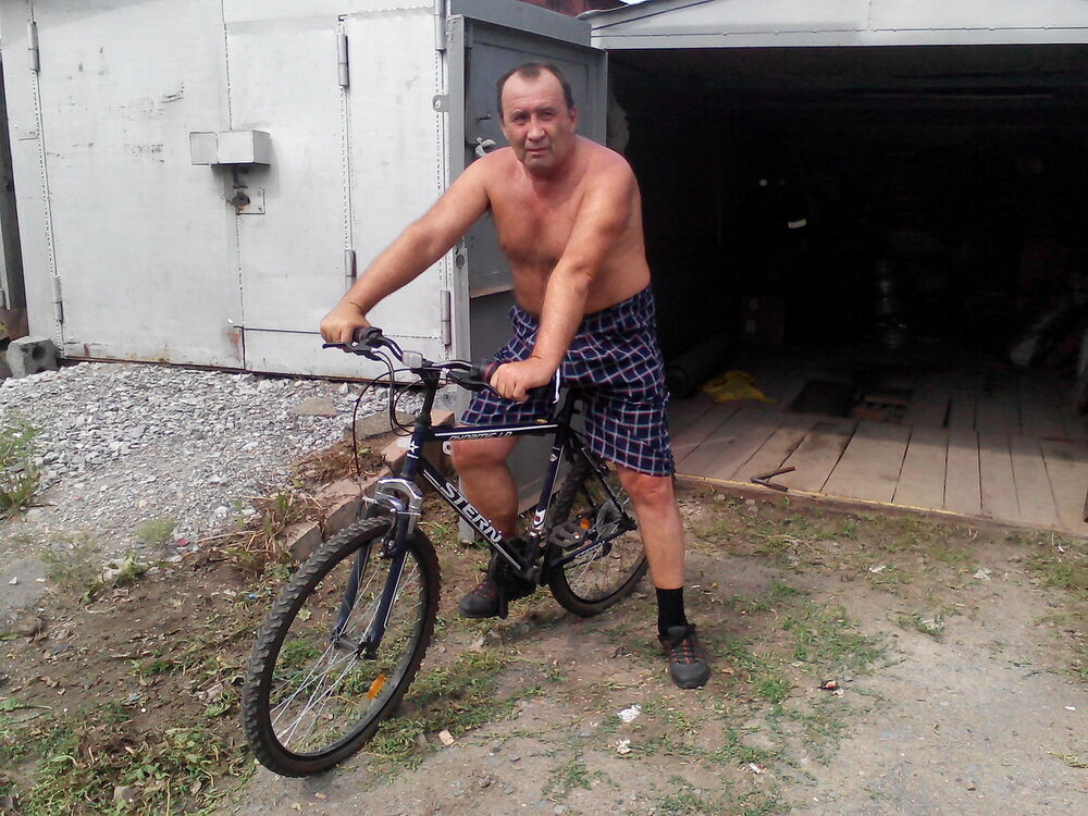  6326382  Oleg, 65 ,    
