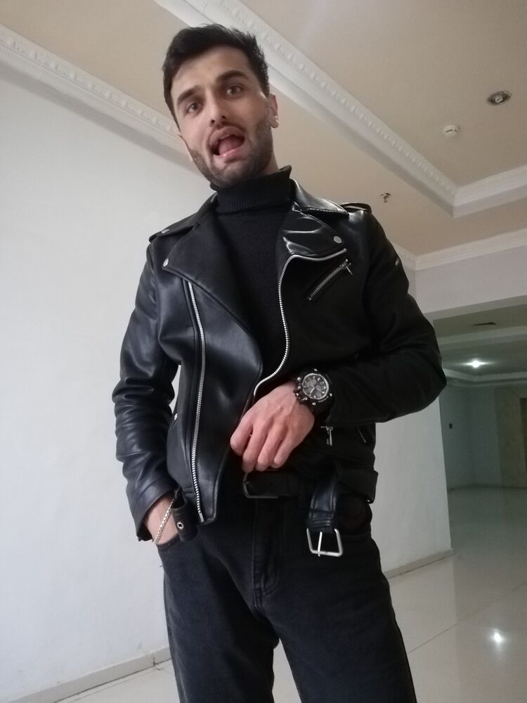  ,   Shama, 32 ,   