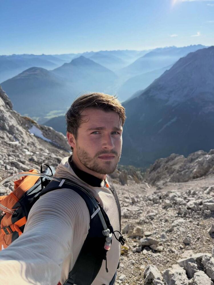 ���������� �����-���������, ���� ������� �������, 33 ����, ������������ ��� ����� � ���������, c�������� ���������