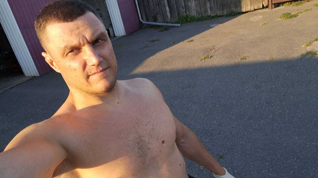  ,   Alexander, 39 ,   , c 