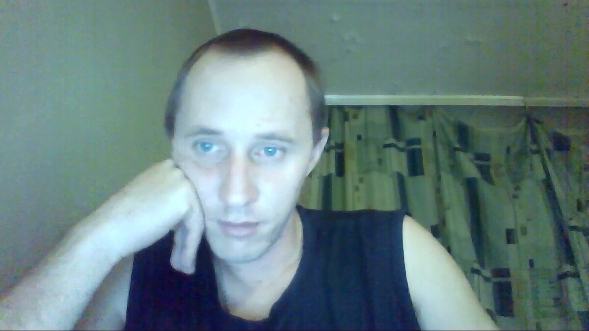  5186982  NIK, 43 ,    