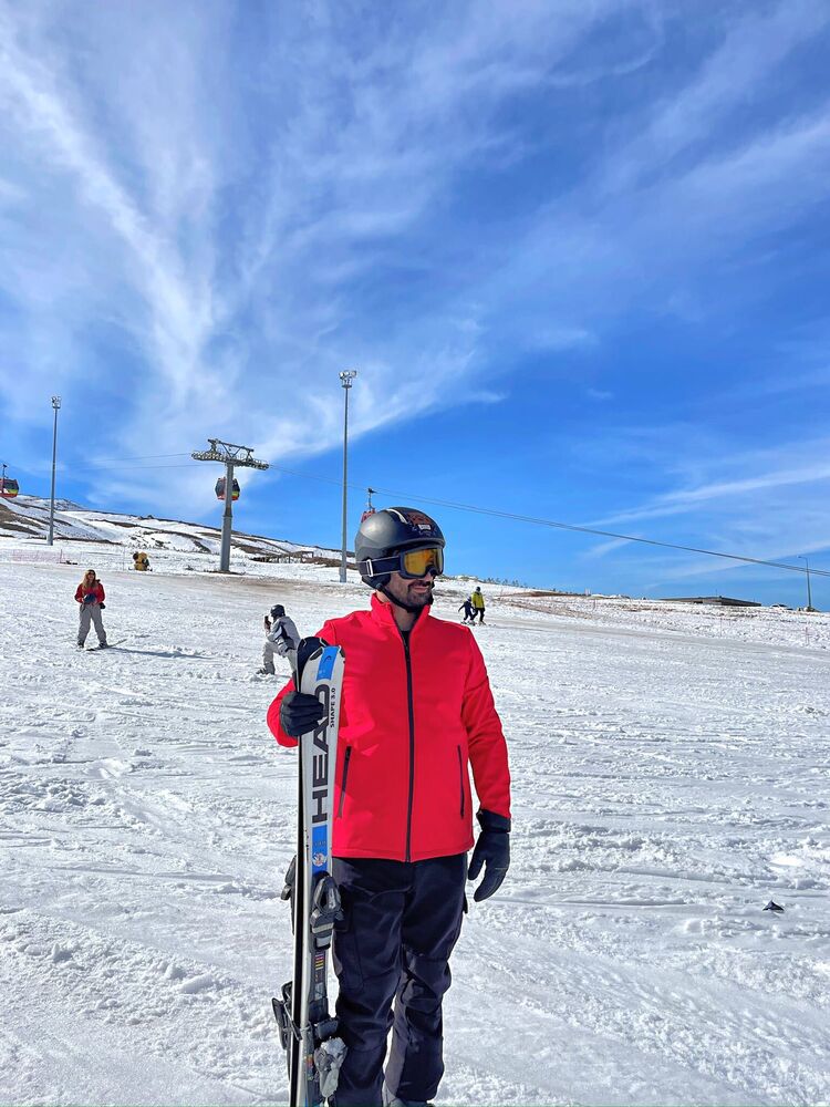  ,   Emre, 31 ,   ,   , c , 