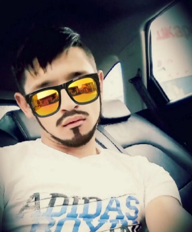  ,   Markus, 23 ,   ,   
