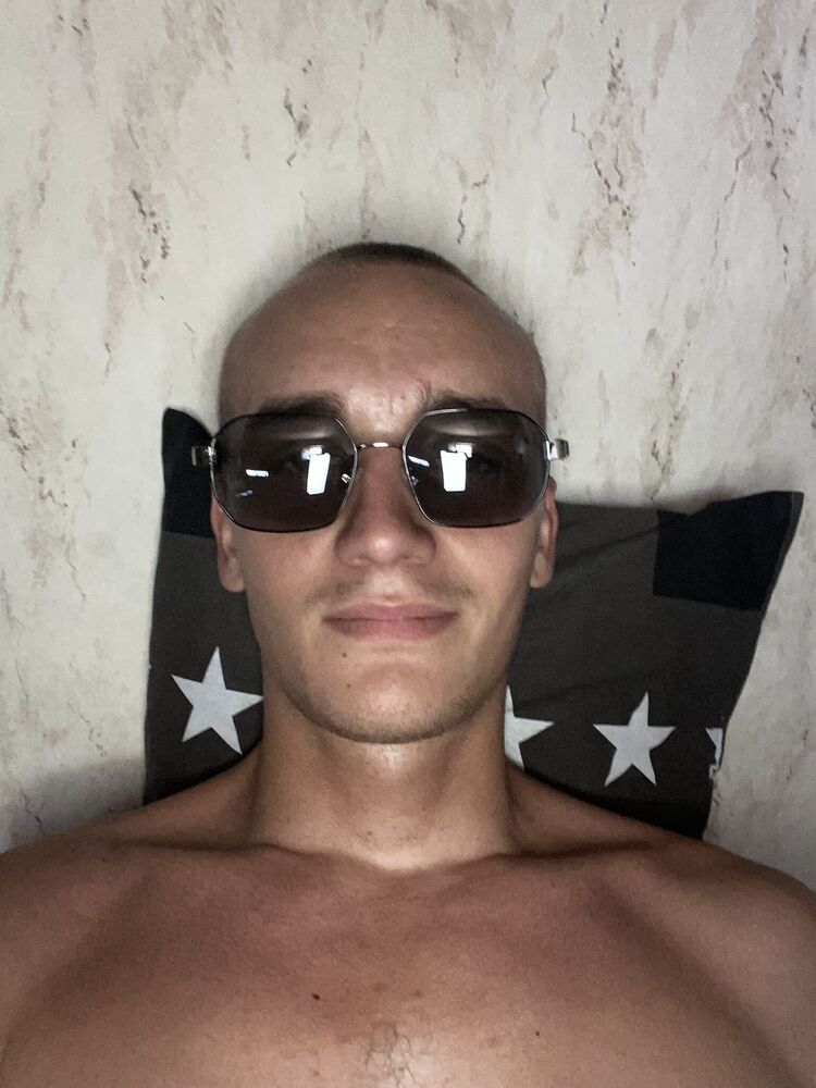  47537362  Oleg, 26 ,    