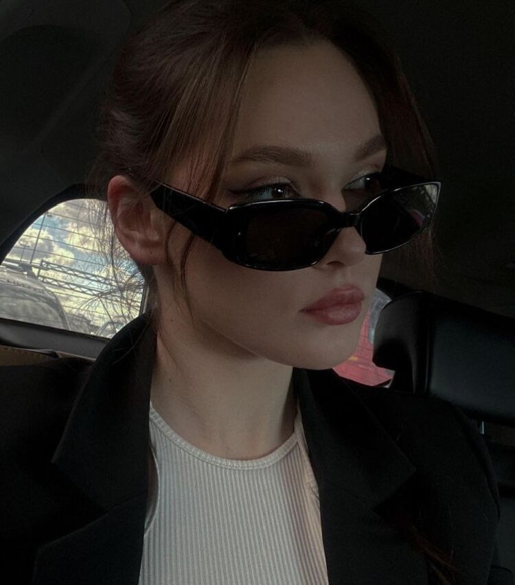  -,   , 24 ,   ,   