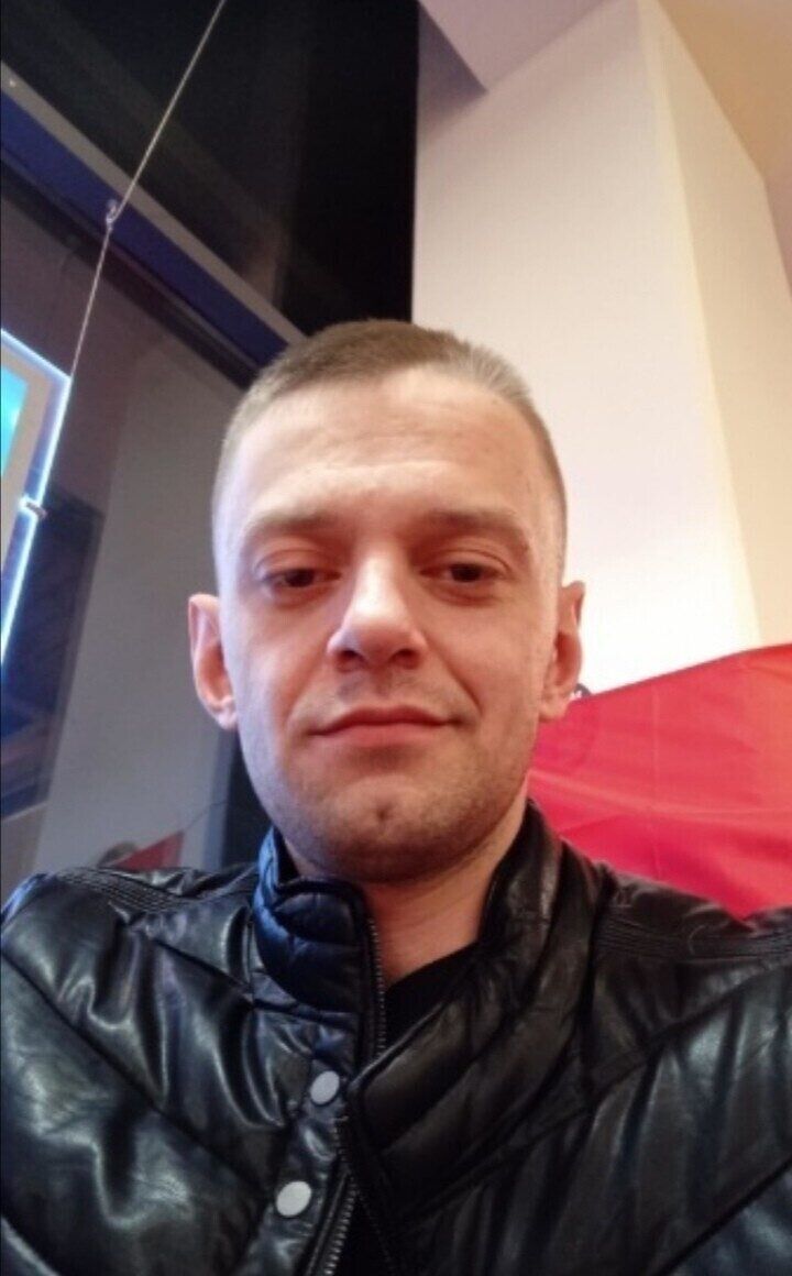  -,   Nickit, 35 ,     , c 