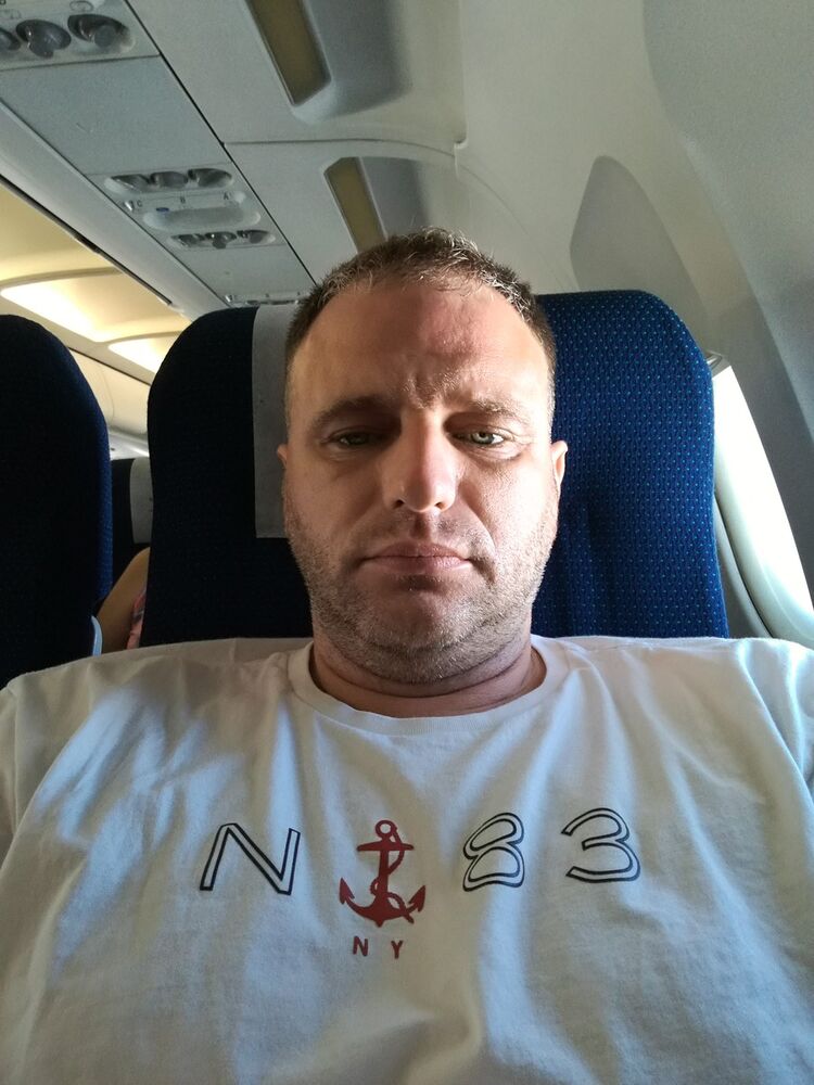  ,   Alexei, 47 ,   ,   , c 