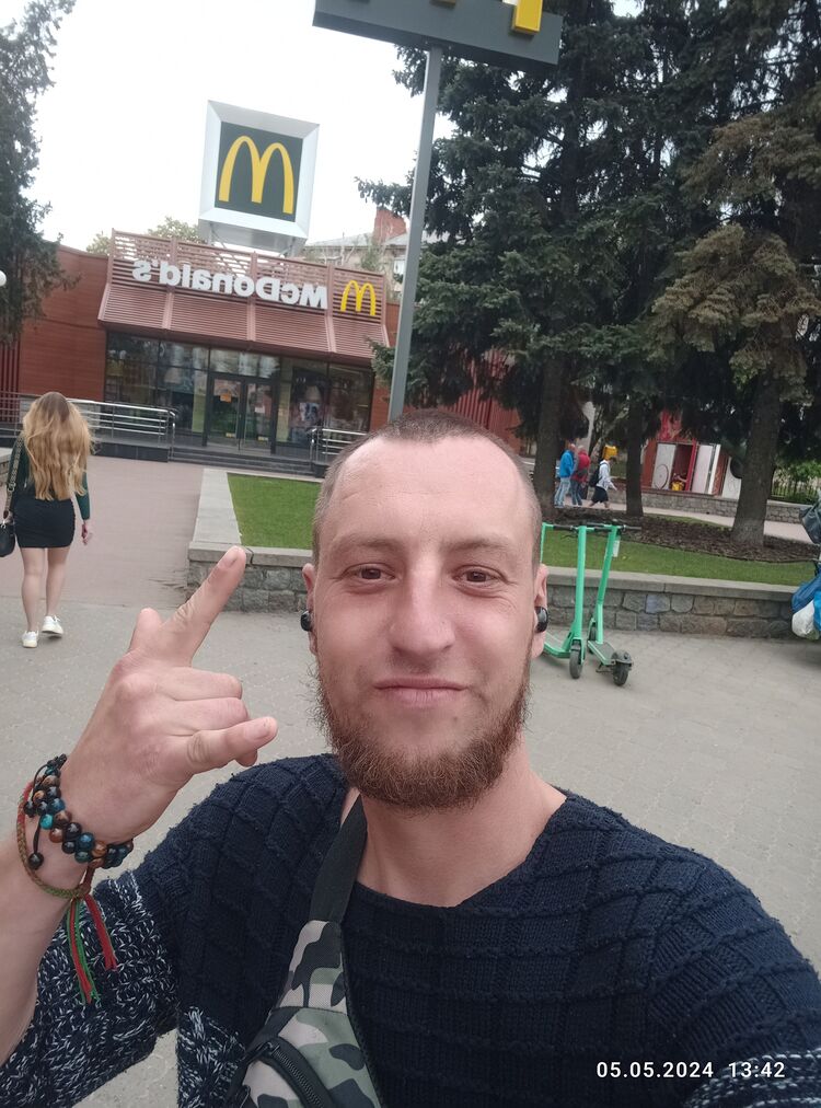  42987522  , 37 ,    