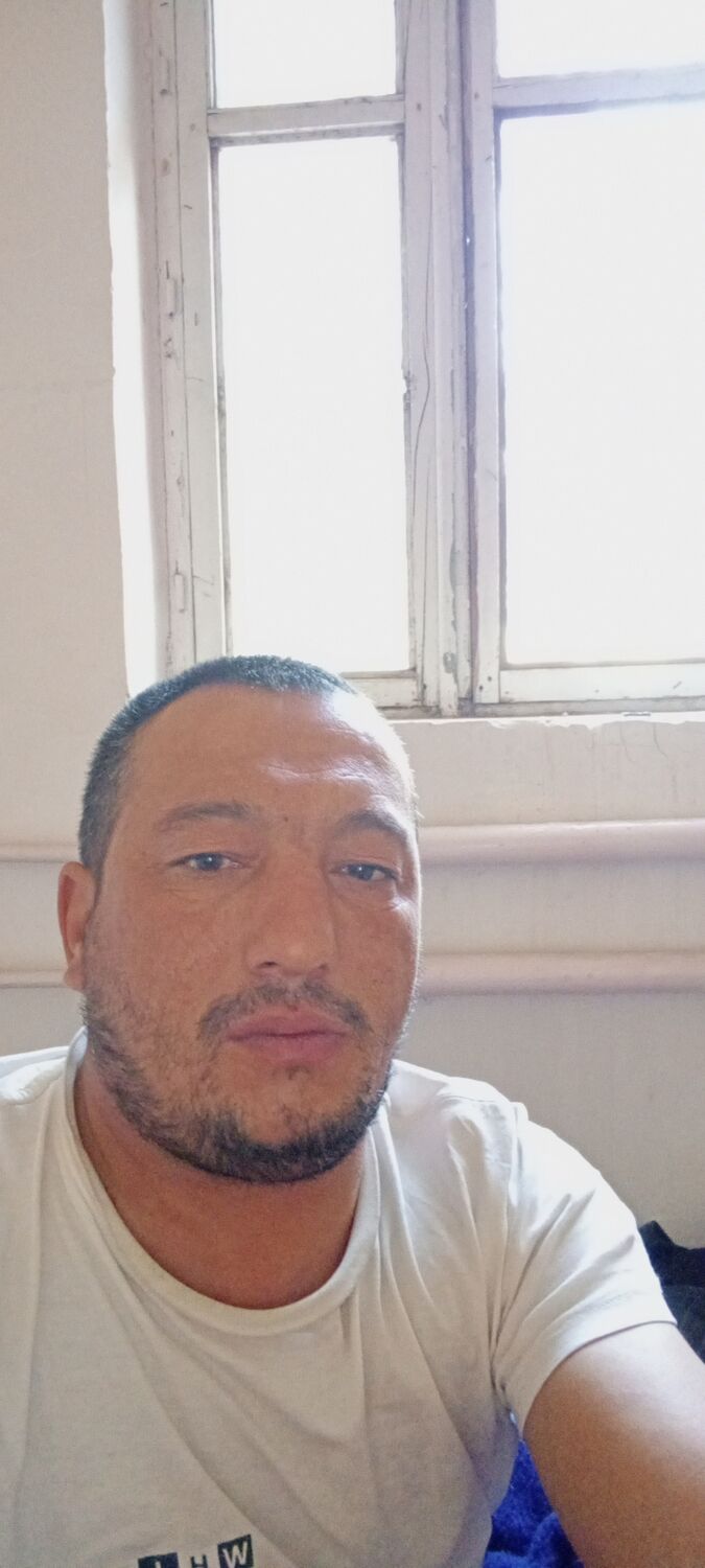  46959832  Kamoliddin, 42 ,    