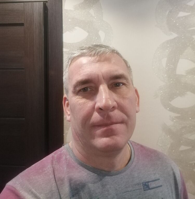  24965182  , 52 ,    