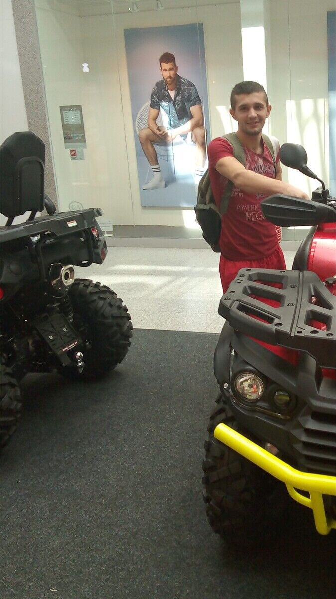  21018482  , 28 ,    Charvatska Nova Ves