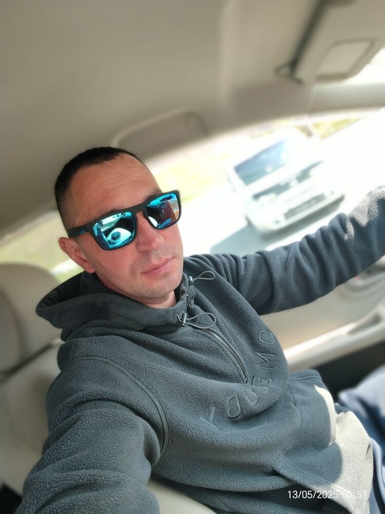  52585652  , 41 ,    