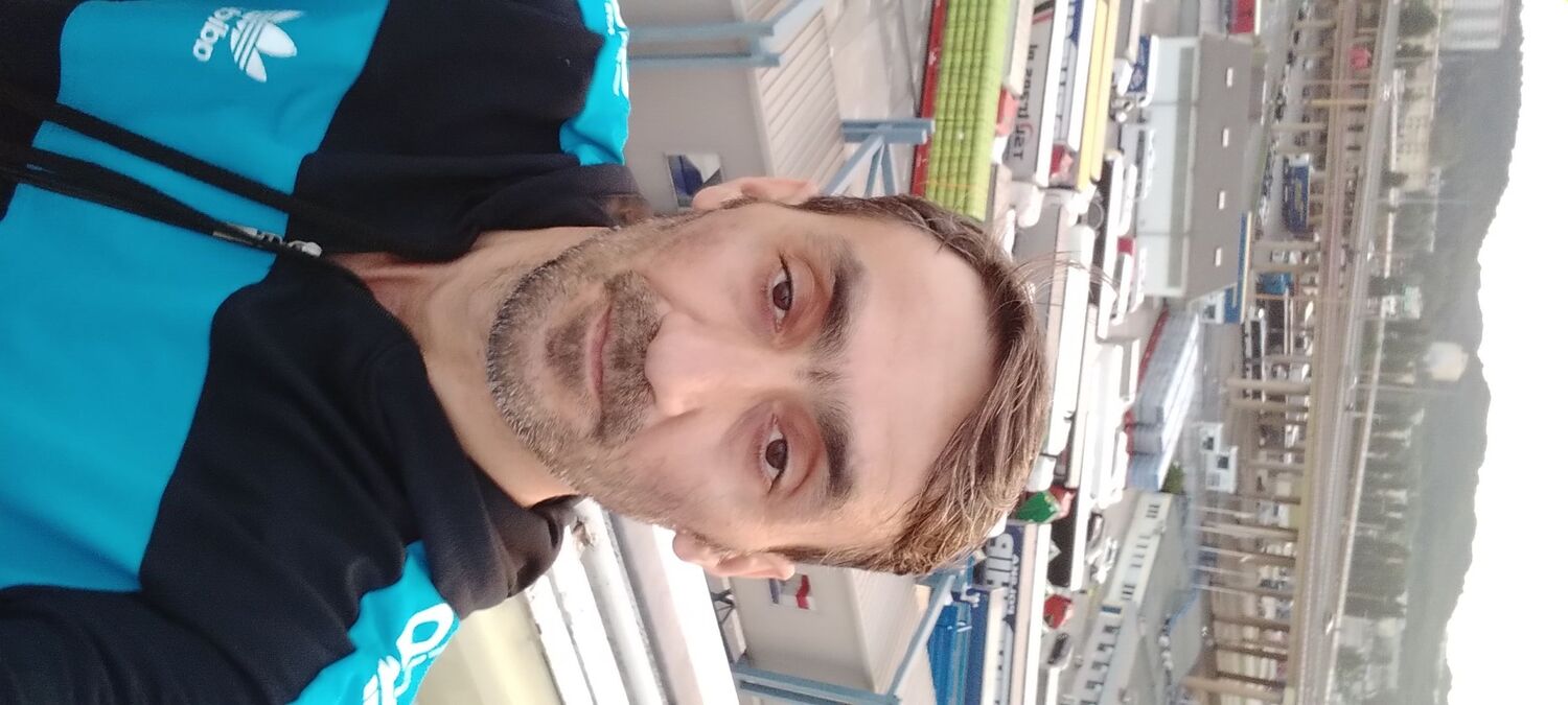  23920782  Fuad, 46 ,    Vallingby