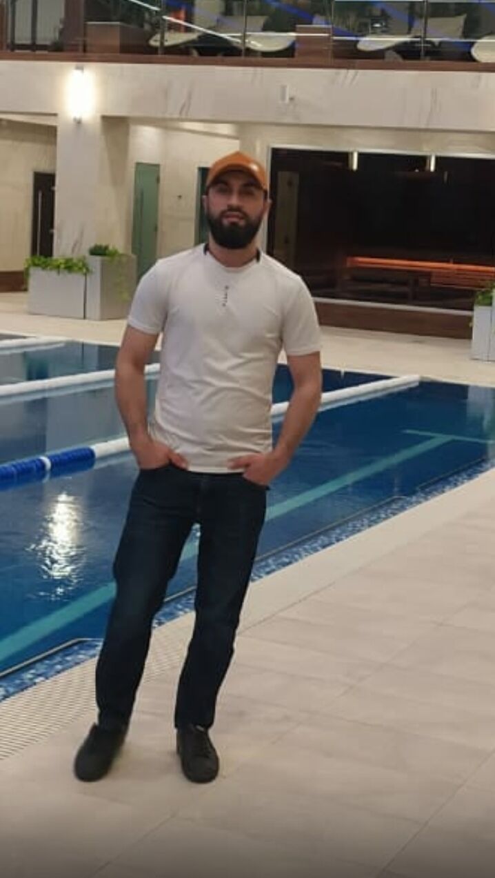  54831542  Anis, 28 ,    