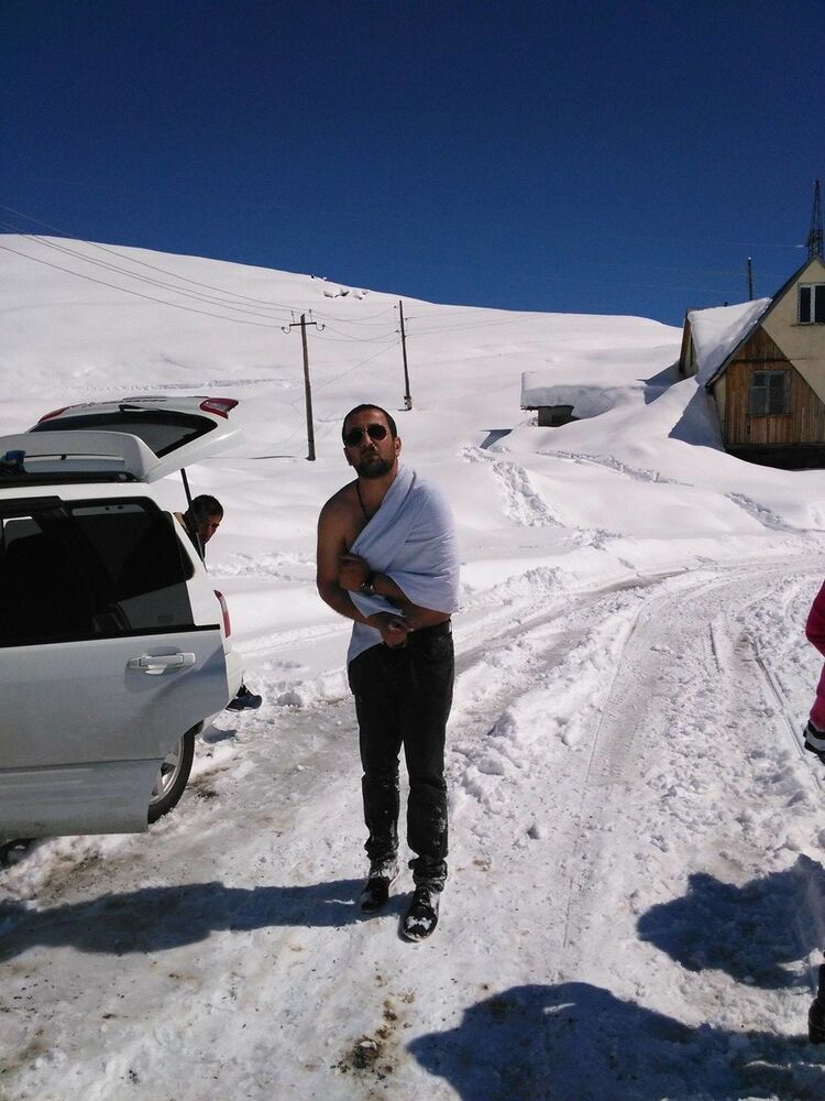  ,   Vasili, 35 ,   
