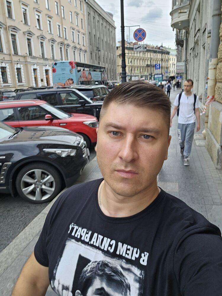  44387562  , 38 ,    -