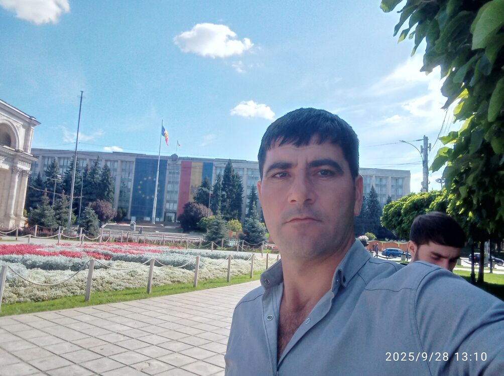  ,   Shamil, 36 ,   ,   