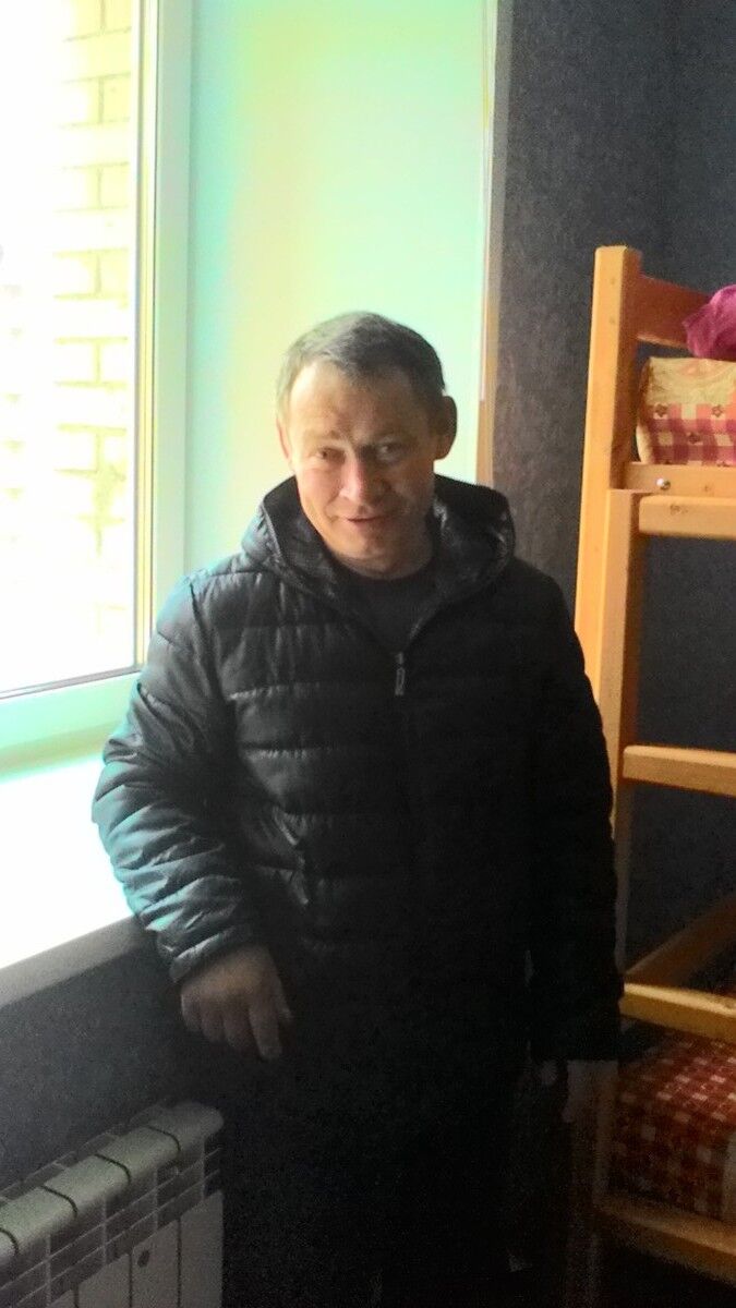  6542052  Aleksei, 54 ,    