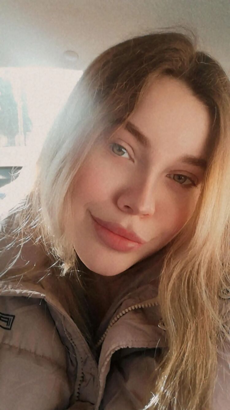  ,   Lana, 25 ,   ,   , c 