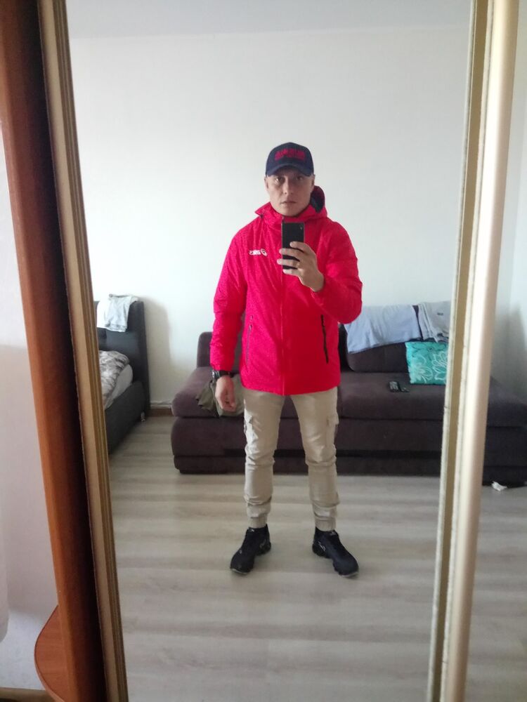  13585182  , 39 ,    
