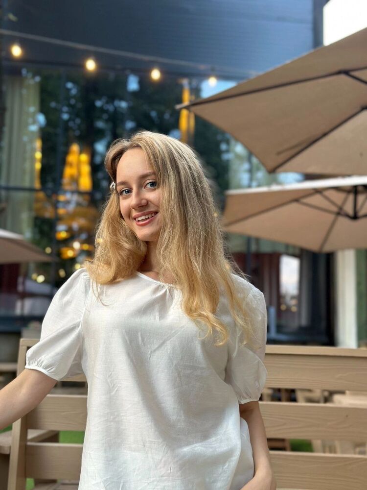  47688612  Azerpoka, 24 ,    