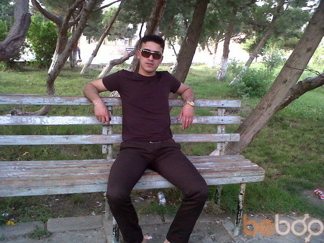  ,   Ulik, 34 ,   
