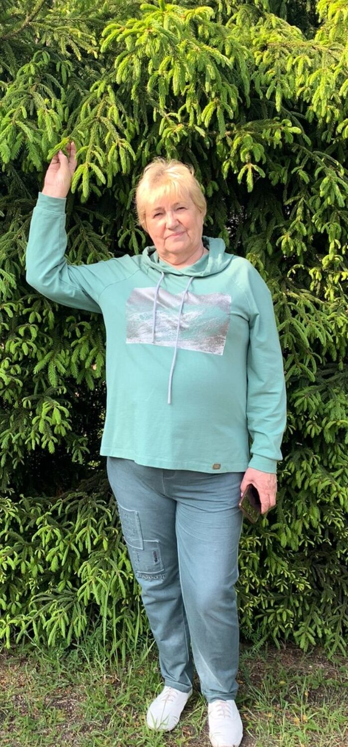  ,   Valentina, 69 ,   ,   , 