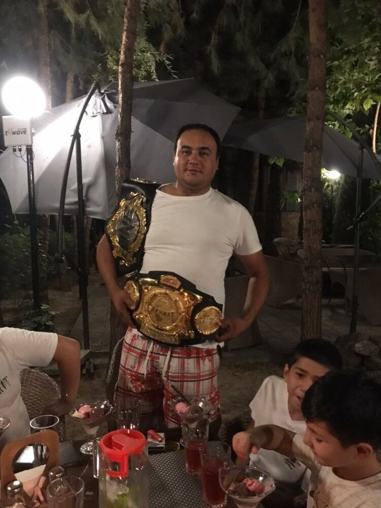  ,   Rustam, 40 ,   ,   , c , 