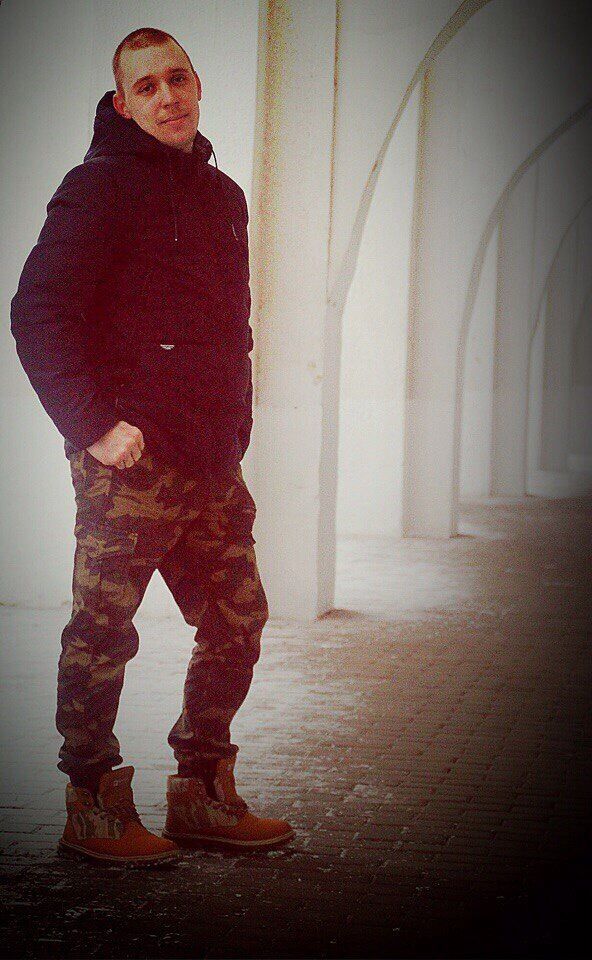  54042362  Vladisalv, 31 ,    