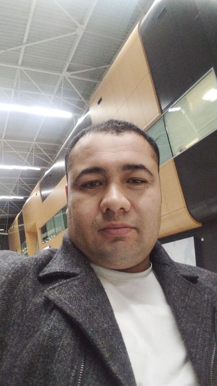  44252762  Faezali, 34 ,     