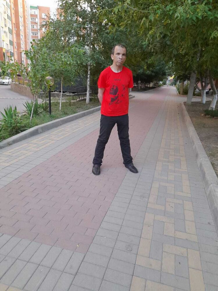  41634692  , 52 ,    --