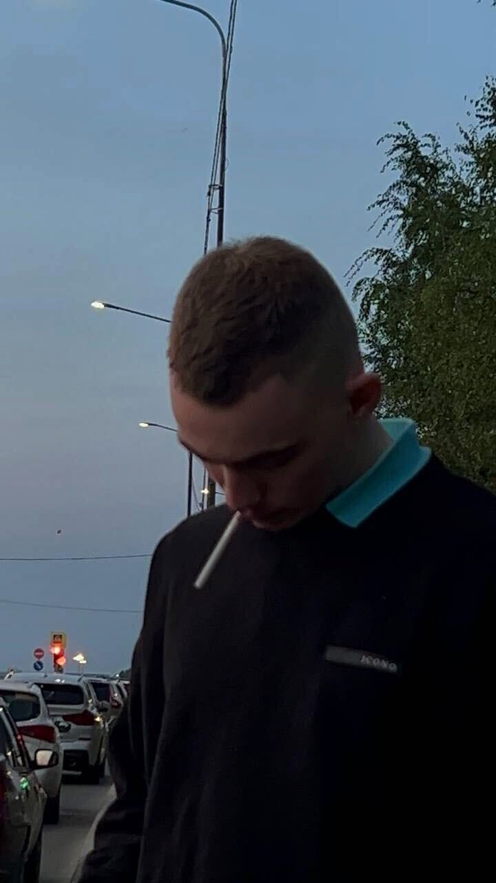  49402992  , 21 ,    -