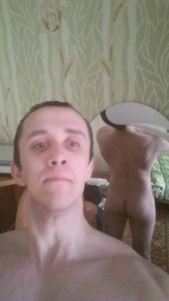  7429702  , 32 ,    