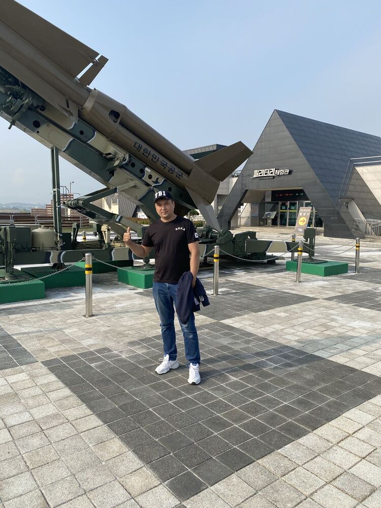  24037222  John, 40 ,    