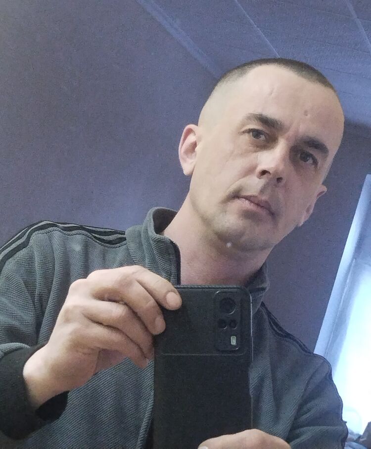  42328152  , 41 ,    
