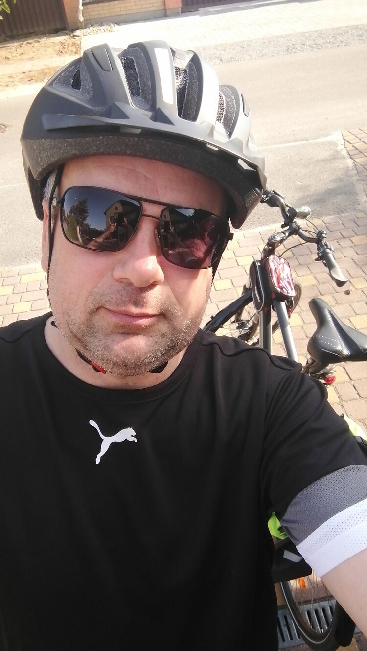  53338422  , 51 ,    