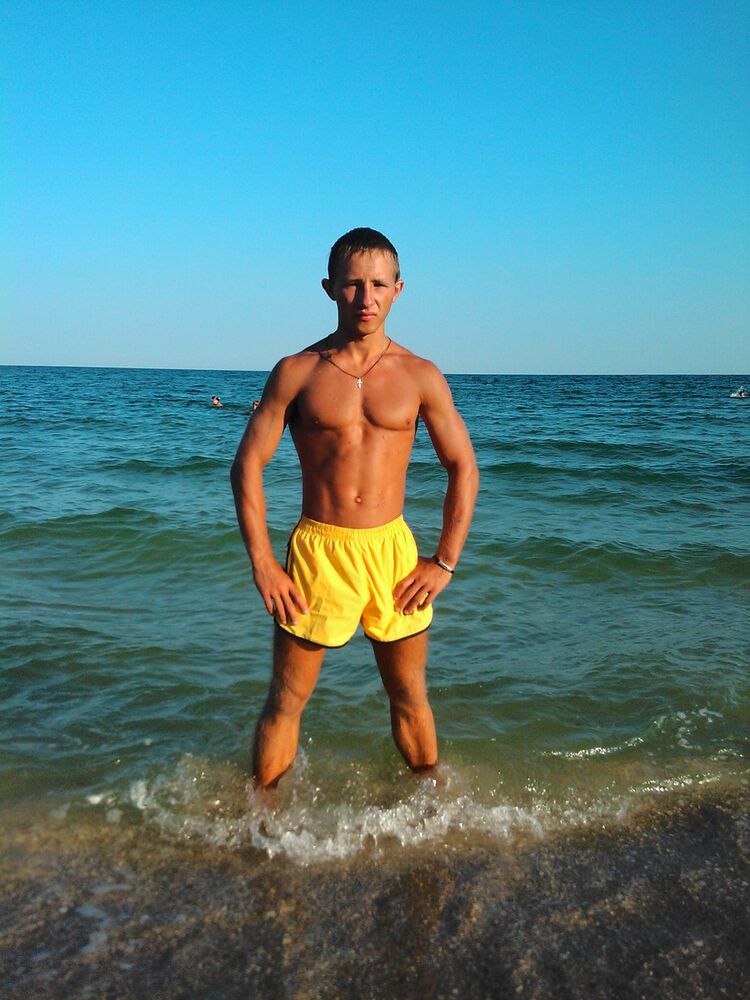  ,   Andrei, 33 ,   