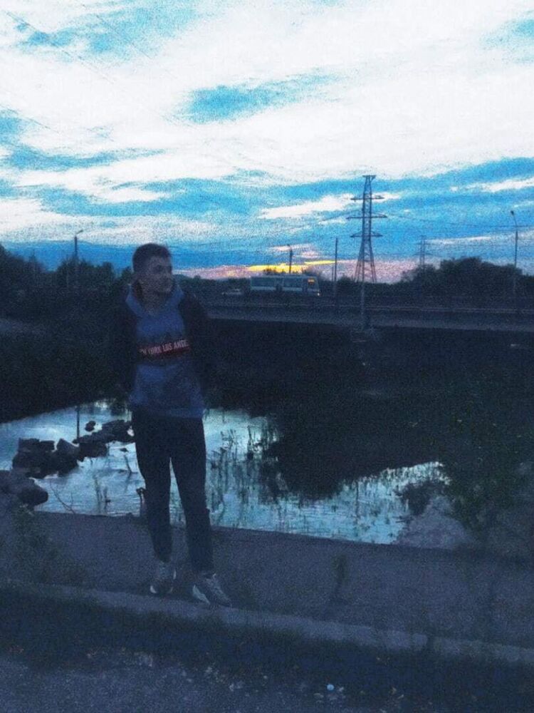  37107742  Daniil, 24 ,    --